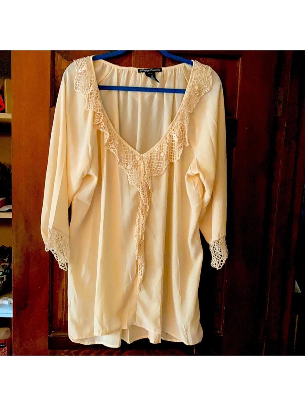 Simply Irresistible blouse with crocheted details